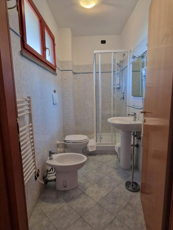Villa La Cavaliera San Vincenzo Luaran gambar